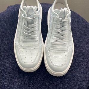 Like New Designer Shoe.  EU 40